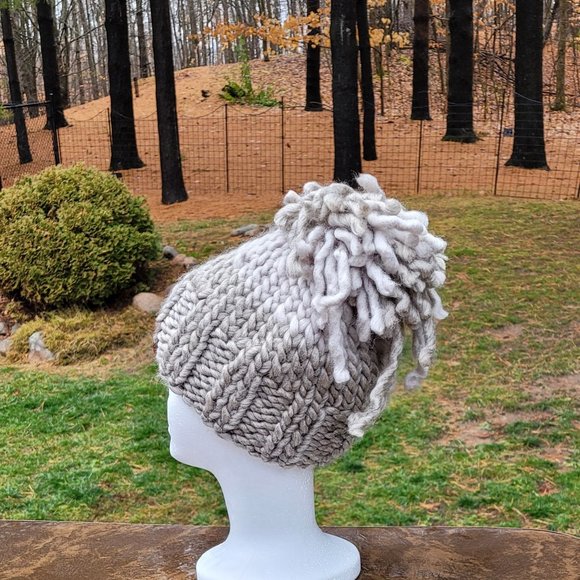 Hand Knitted winter Hat, wool made, shades of light gray - Picture 5 of 6